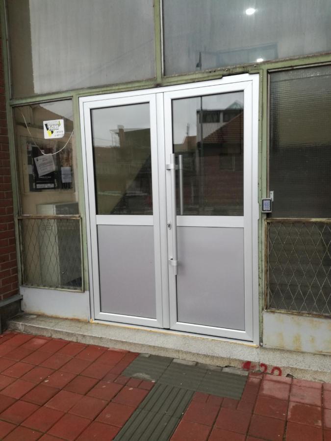 Ferienwohnung Apartman Gaga Pirot Exterior foto